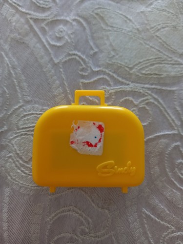 Vintage sindy yellow vanity - sindy,